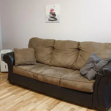 Pas Janina Apartment *